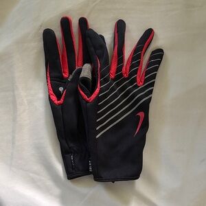 Nike Black and Red Athletic Gloves